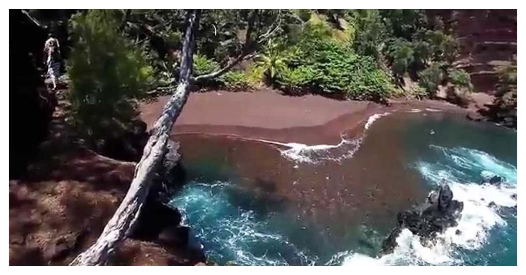 Kaihalulu Beach