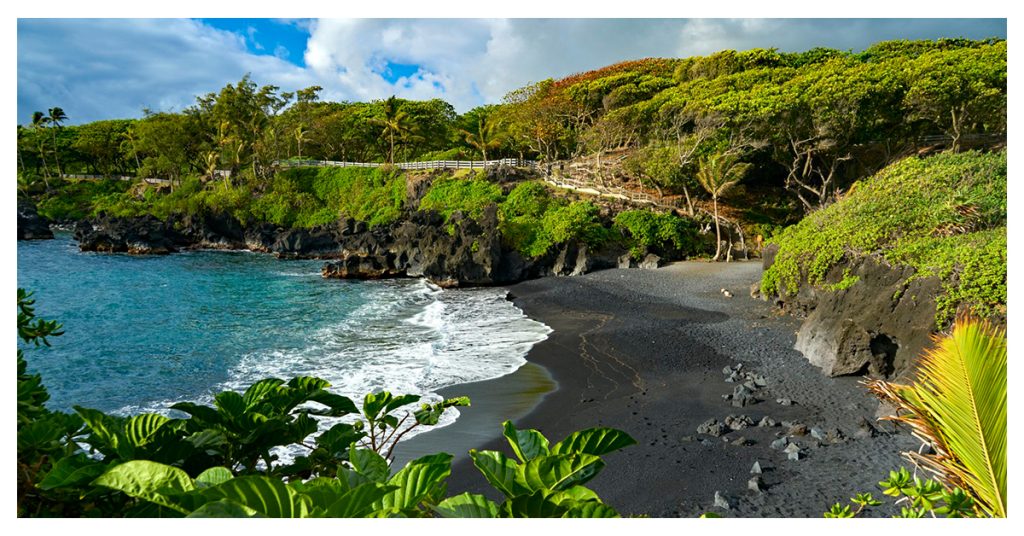 Waiʻanapanapa State Park