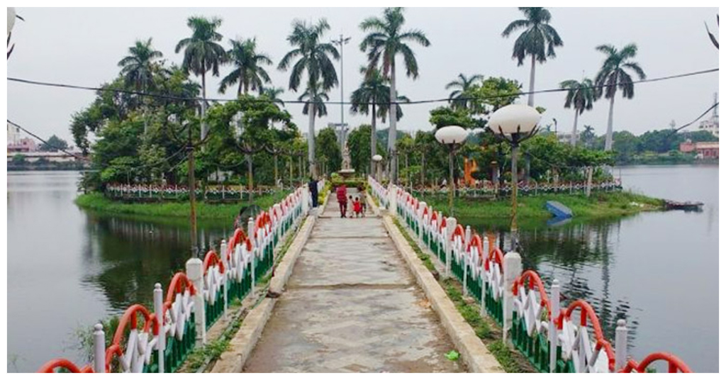 Shukrawari Lake