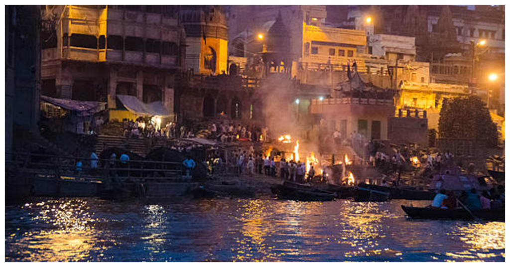 Experience the Eternal Flame at Manikarnika Ghat